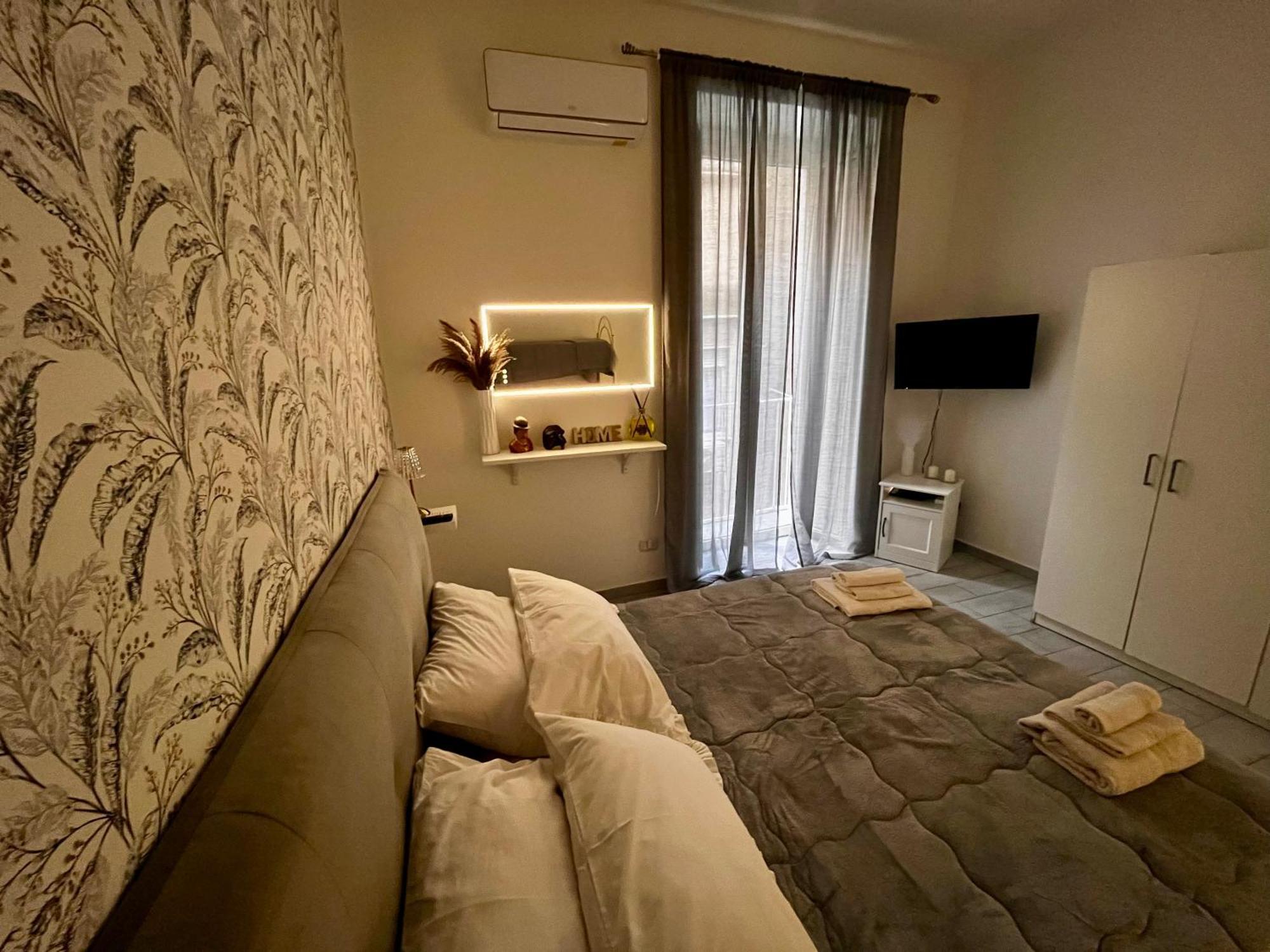 Napoli Verace - Centro Storico Spaccanapoli Apartment Bagian luar foto